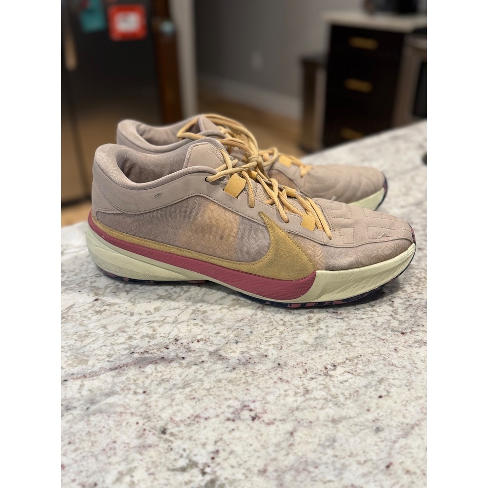 Nike Giannis Immortality 2 Basketball Shoes Tan Burgundy DM0825-200‎ Mens